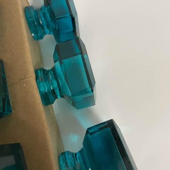 Drawer pulls - Picture 4 of 4